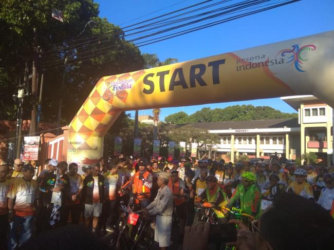 Universitas Padjadjaran Fun Bike 2018 Gaungkan Asian Games di Tanah Pasundan